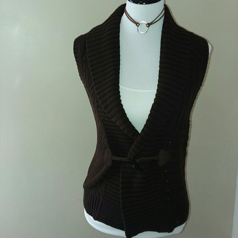 Sweater Vest